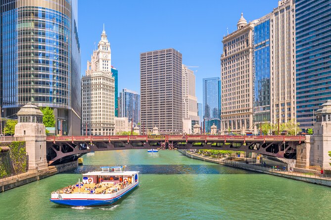 Chicago Premium Driving Tour with River Boat Cruise and Sky Deck - Buckingham Fountain and the Adler Viewpoint Photo Beat