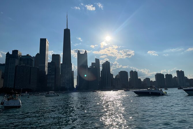 Chicago Private Boat Rental - Explore Chicago's Skyline & Waters - Cruise past Merchandise Mart, then enjoy the projection show for a half-hour