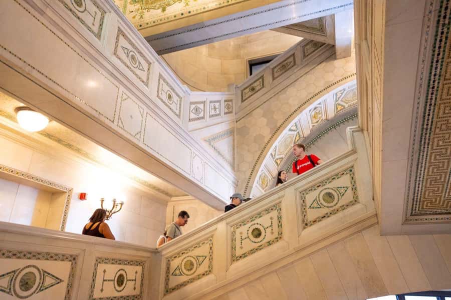 Chicago: Prohibition-Era Culture & Architectural Treasures - Wrigley Building and Tribune Tower, plus journalism roots