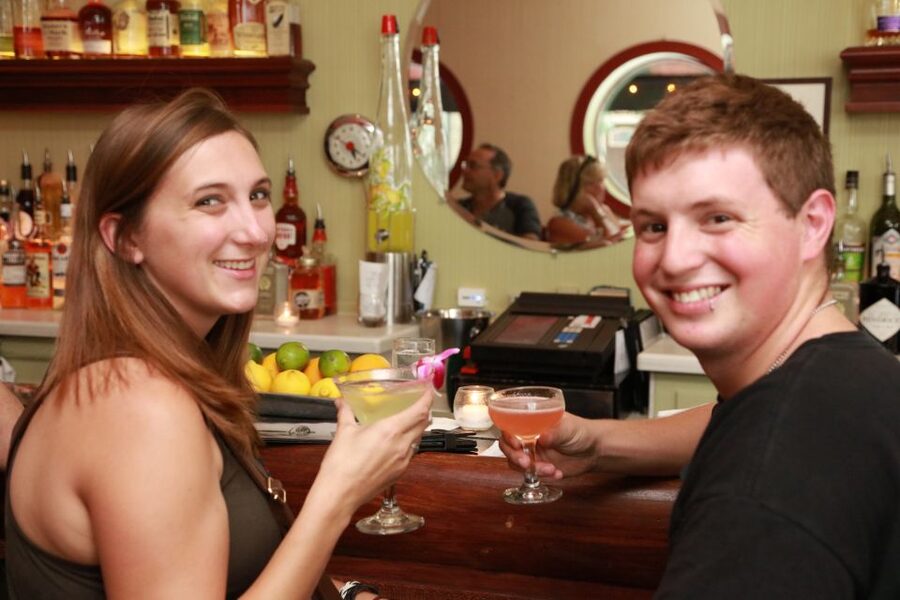 Chicago: Prohibition Speakeasies Bus Tour or Walking Tour - What the guide actually brings to the night