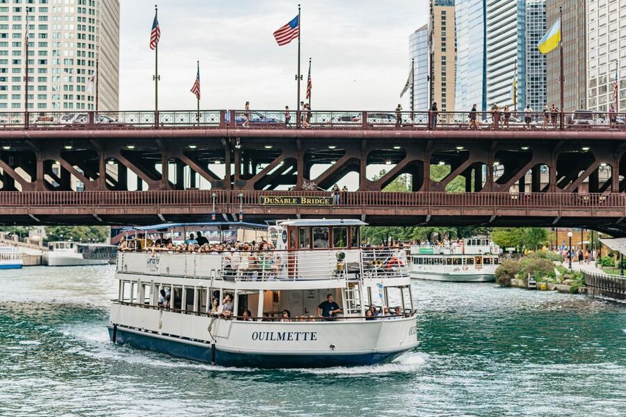 Chicago River: 1.5-Hour Guided Architecture Cruise - Should you book this Chicago River architecture cruise?