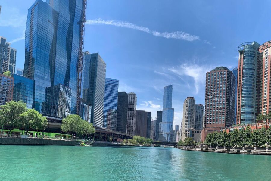 Chicago River: 1.5-Hour Guided Architecture Cruise - Open deck or climate control: the real comfort test in Chicago weather
