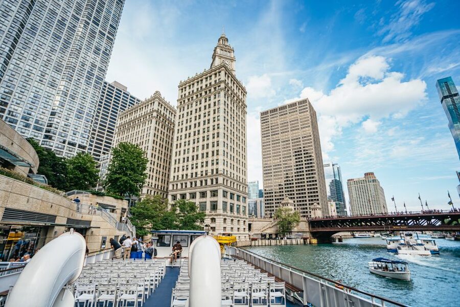 Chicago River: 1.5-Hour Guided Architecture Cruise - Price and value: why $44 can make sense even for short stays