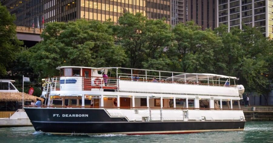 Chicago River: 1.5-Hour Guided Architecture Riverboat Tour - Why This Chicago River Architecture Cruise Works So Well