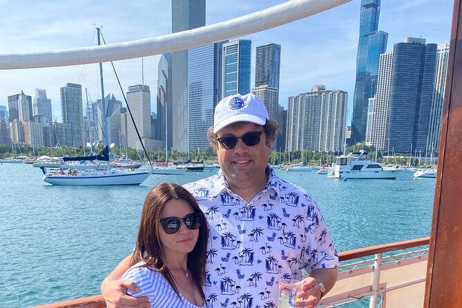 Chicago River Cocktail Cruise - Comfort on board: seating, crew energy, and the restroom factor