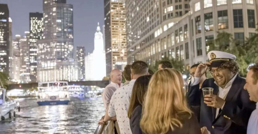 Chicago River: Guided Sunset Cocktail & Architecture Tour - Price and Value: Is $68 Actually Worth It?
