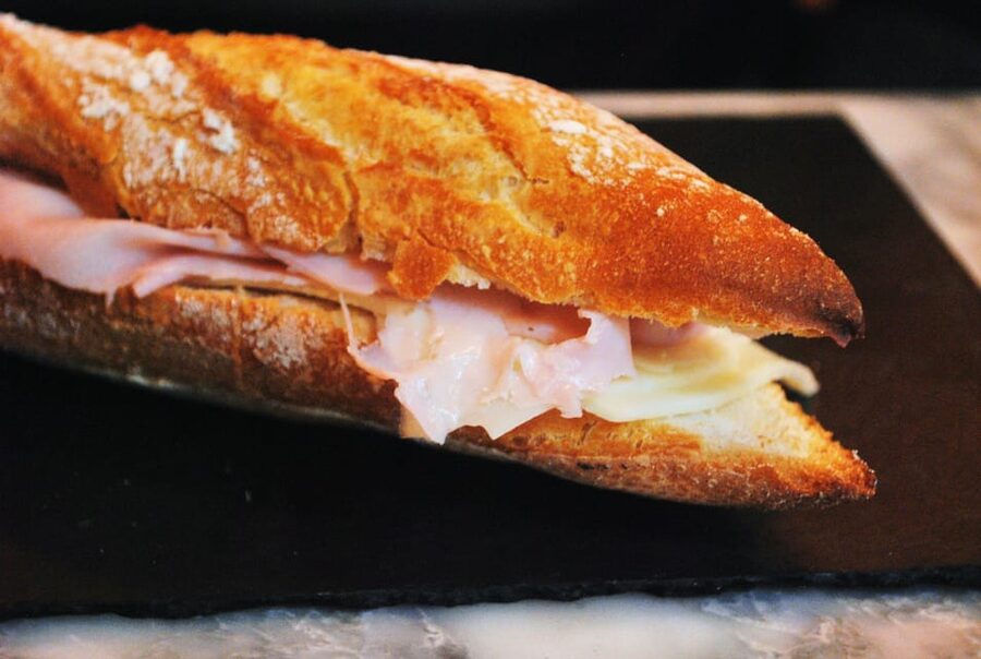 Chicago: River North Walking Food Tour - How the guide turns eating into real Chicago context