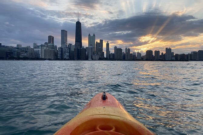 Chicago's Lake Michigan Downtown Kayak Rental at Ohio Street Beach - Why Ohio Street Beach Kayaks Feel Like a Downtown Escape
