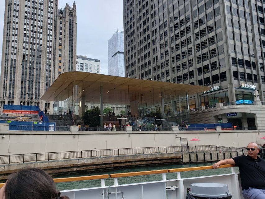 Chicago's Modern Skyscrapers Guided Walking Tour - The River Walk Segment: Views of Marina City, Daley Center, and IBM