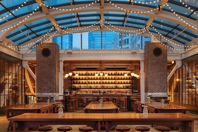 Chicago's Secret Interiors Architectural Walking Tour - Field Building and Marquette Building: Art Deco Power and Chicago School Craft