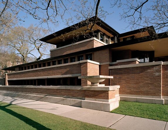Chicago's Storied Neighborhood: An Audio Tour - Key highlights to look forward to