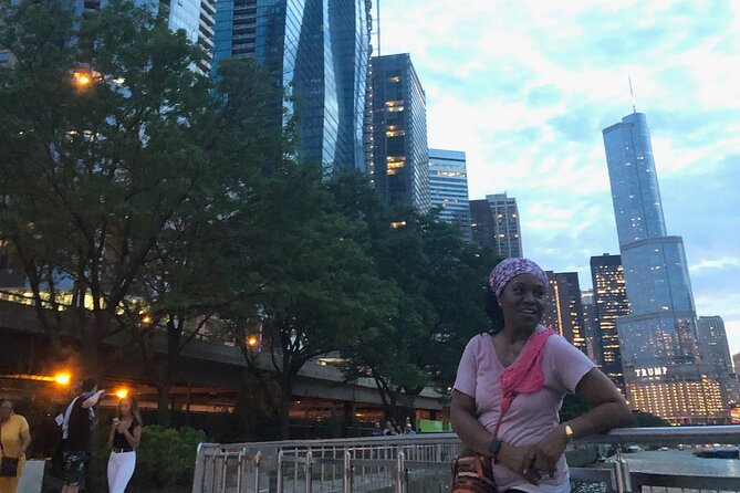 Chicago Scavenger Hunt Adventure - Itinerary with real meaning: from lakefront clues to downtown landmarks