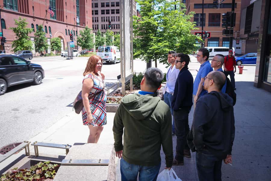 Chicago: Secret Food Tour - Sears or Willis, plus the Secret Dish stop