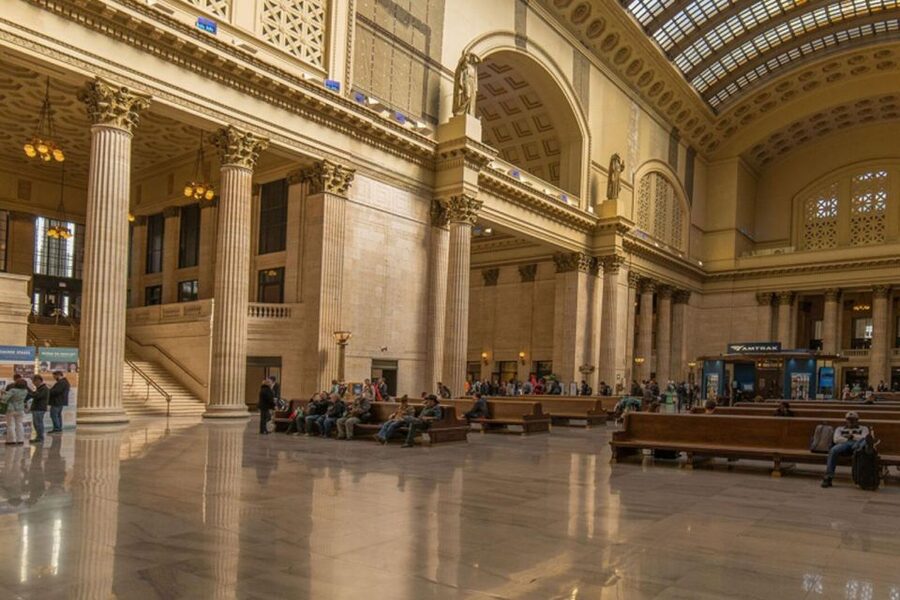 Chicago: Secret Interiors Architecture Walking Tour - Secret interiors in the Loop: what you are really buying for $35