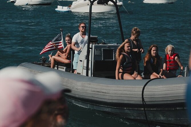 Chicago Shoreline Adventure Boat Tour - How the guide’s storytelling fits the speed