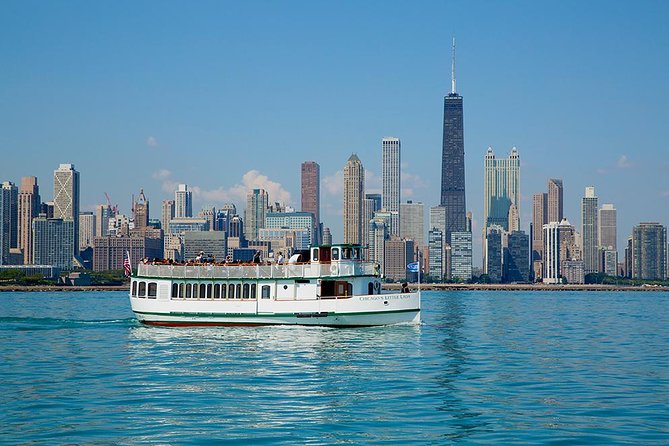 Chicago Sightseeing River and Lake Cruise - Lake Michigan Leg: Skyline Views and Real-World “Get a Little Wet” Advice