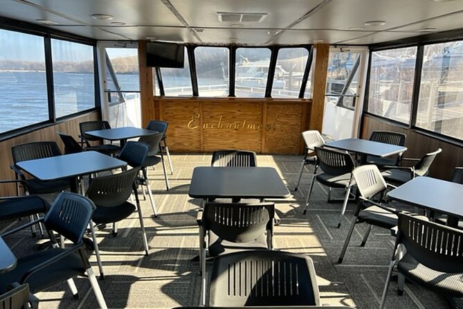 Chicago Skyline Sunday Funday Mimosa/Bloody Mary Party Cruise - Timing at 12:30 pm and how to plan your Sunday Funday