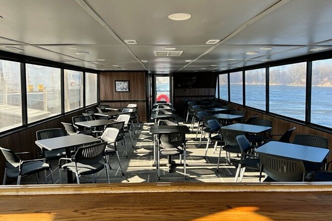 Chicago Skyline Sunday Funday Mimosa/Bloody Mary Party Cruise - Who should book this tiki Sunday cruise (and who might not love it)