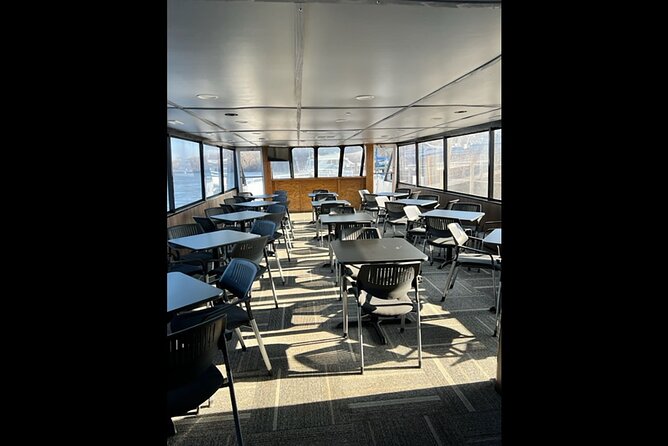Chicago Skyline Tiki Chic Party Cruise on Lake Michigan - Staff, Service, and the Little Things That Change the Mood