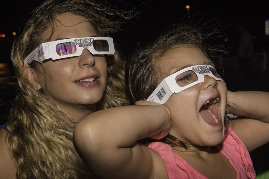 Chicago: Summer Fireworks Cruise with 3D Glasses and Music - Key highlights to know before you go