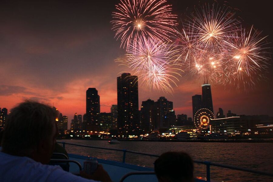 Chicago: Summer Fireworks Cruise with 3D Glasses and Music - Seating, music, and the real-life comfort tradeoffs