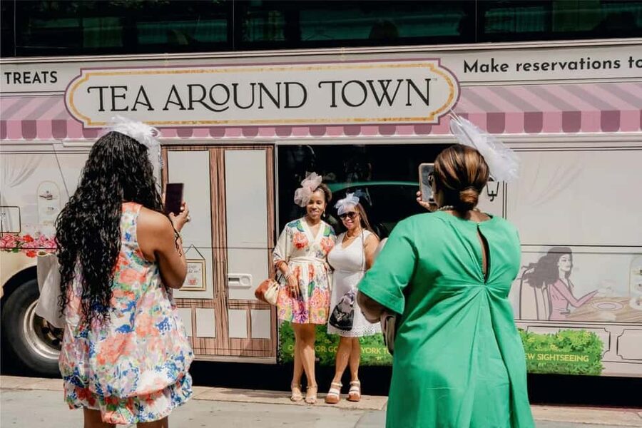Chicago: Tea Around Town With Curated Teas & Iconic Sights - Route highlights: Millennium Park, Navy Pier, and the Magnificent Mile