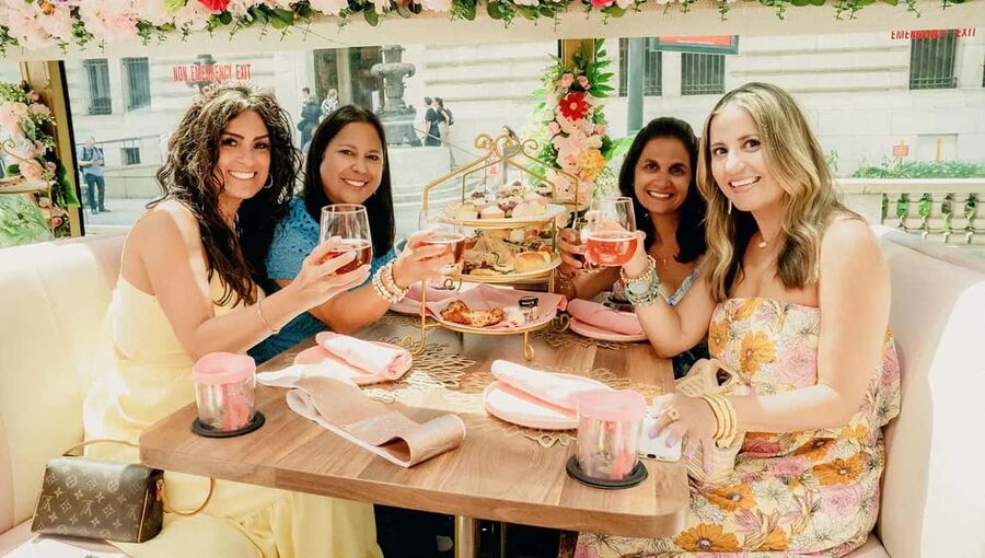 Chicago: Tea Around Town With Curated Teas & Iconic Sights - Practical tips so your tea stays hot and your ride goes smoothly
