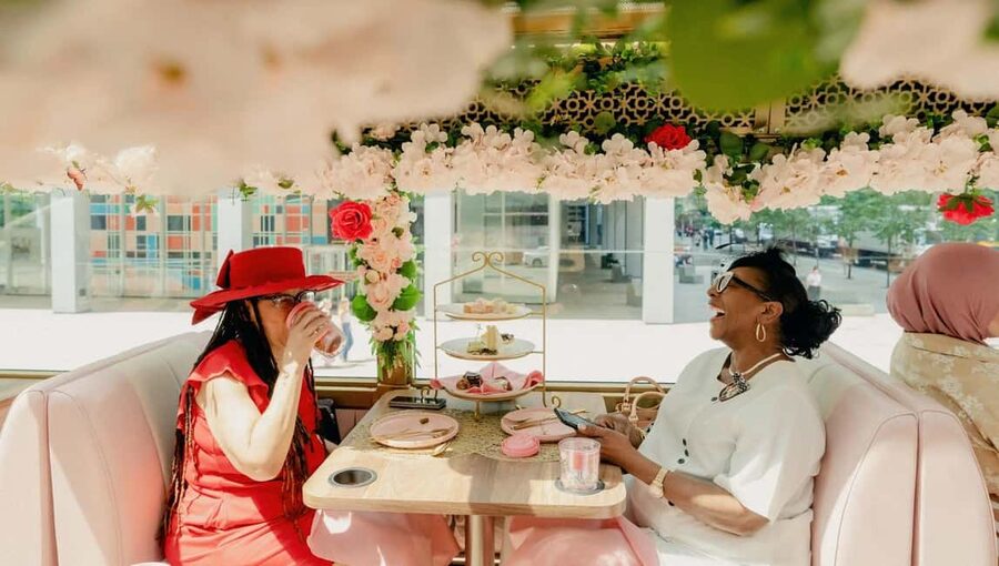 Chicago: Tea Around Town With Curated Teas & Iconic Sights - My take: should you book Tea Around Town?