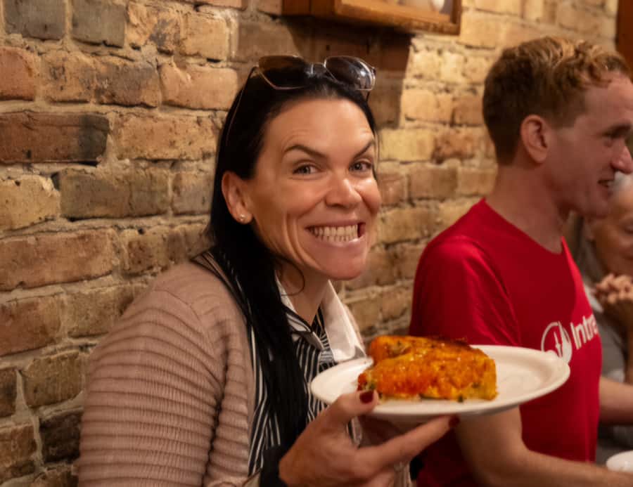Chicago: The Ultimate Foodie Walking Tour with Tasty Stops - Italian Beef Sandwich: A No-Frills Depression-Era Staple