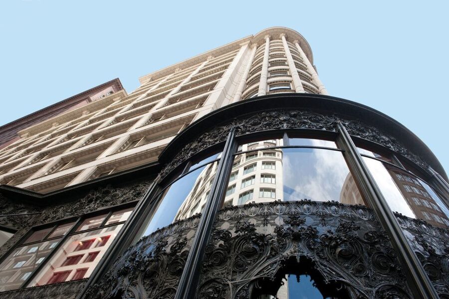 Chicago: Treasures of the Golden Age Walking Tour - Chicago Cultural Center and the Tiffany Dome Moment