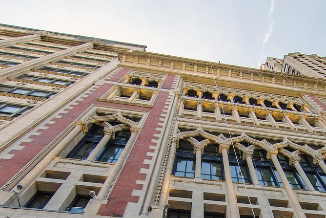 Chicago Walking Tour: Historic Treasures of Chicago - Group Size, Guide Style, and the Moment You Realize You Can Ask Questions