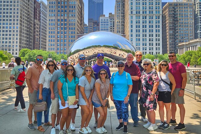 Chicago Walking Tour of Highlights with Free Bike or Kayak Rental - Art Institute of Chicago in a “story-first” way, plus a Gothic reset at Holy Name Cathedral