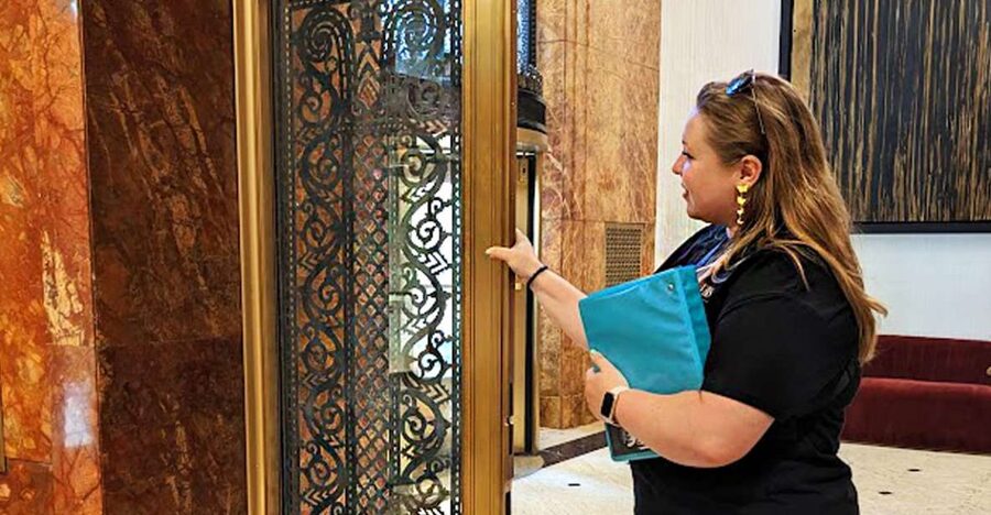 Chicago Walking Tour: See Inside Art Deco Masterpieces - Why Chicago Art Deco Feels Like a Time Machine