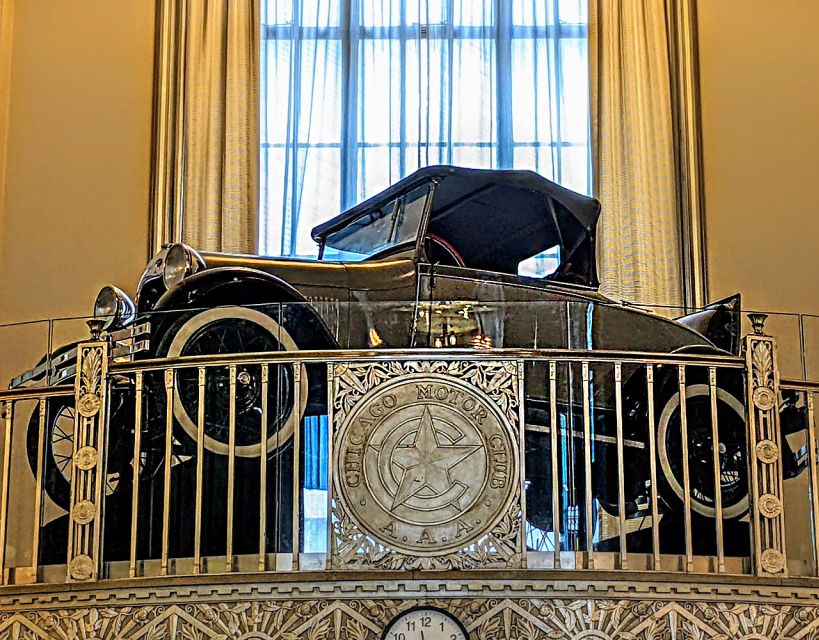 Chicago Walking Tour: See Inside Art Deco Masterpieces - Art Deco as Tomorrow, Not Just Retro