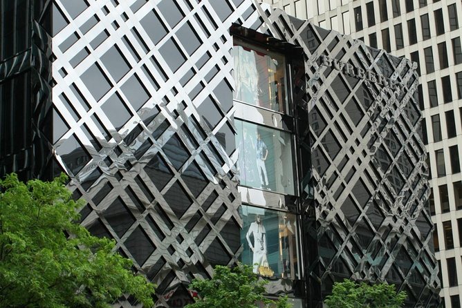 Chicago Walking Tour: The Magnificent Mile - Stop 1: The Magnificent Mile, and what the guide teaches beyond the skyline
