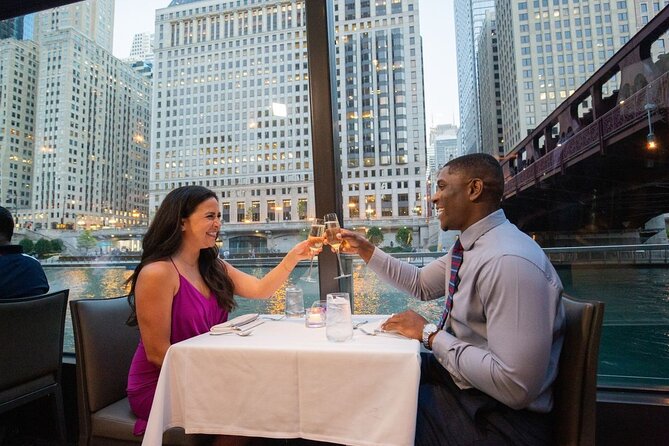 City Cruises Chicago: Fireworks Premier Plus Dinner Cruise - Where you board on the Chicago Riverwalk (and why timing matters)