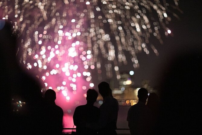 City Cruises Chicago: Fireworks Signature Dinner Cruise - Key things to know before you board