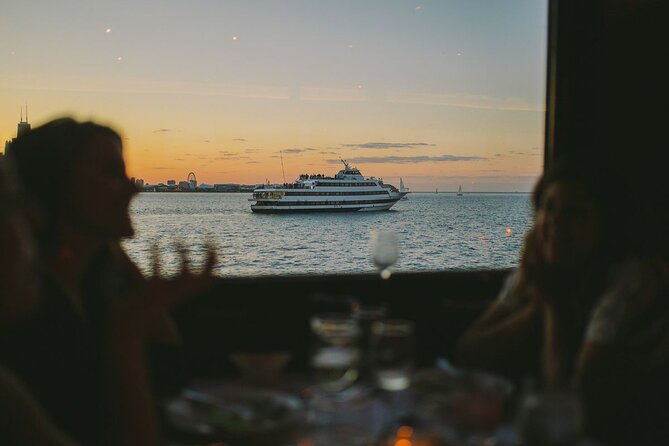 City Cruises Chicago: Fireworks Signature Dinner Cruise - Dinner buffet details: what you can expect to eat