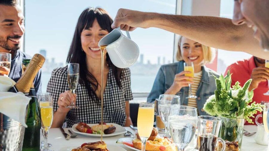 City Cruises Chicago: Lake Michigan Lunch or Dinner Cruise - Rooftop Views and the Skyline Stops You’ll Recognize
