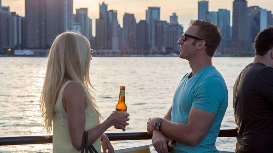 City Cruises Chicago: Lake Michigan Lunch or Dinner Cruise - Best Timing, What to Wear, and Comfort Tips