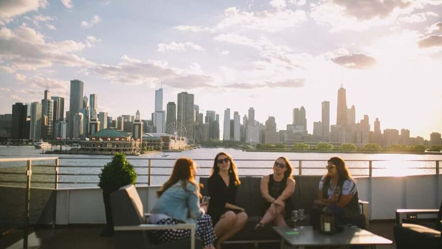 City Cruises Chicago: Premier Lunch or Dinner Cruise - What to Wear, Bring, and Expect Onboard
