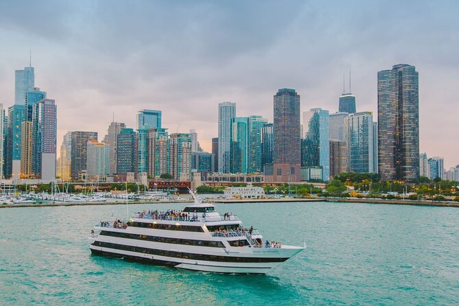 City Cruises Chicago: Signature Lunch Cruise on Lake Michigan - Service and staff: the human part of the experience