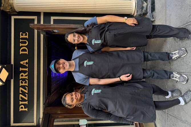 Deep Dish Cooking Class at Pizzeria Uno in Chicago - Seating, Group Size, and How to Protect Your Experience
