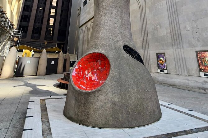 Downtown Chicago Guided Walking Tour Semi-Private 12ppl Max - Crown Fountain by Jaume Plensa, your first big impression