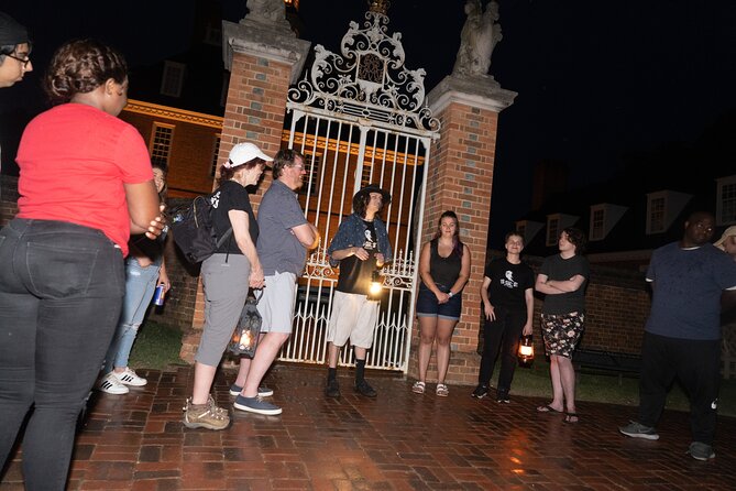 Embers of the Windy City: Chilling Chicago Ghost Tours - Price and Value: What $32 Buys You in One Hour