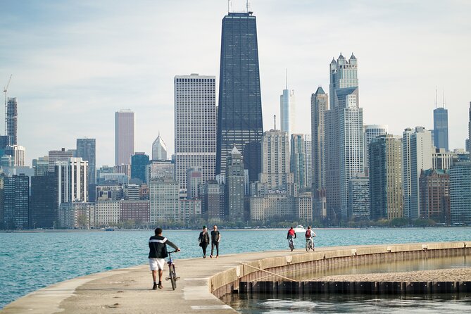 Fun Chicago Bike Tour with Pizza, Hot Dogs, Cupcakes and Beer - Key highlights you should care about