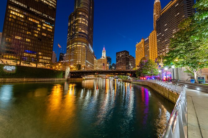 Ghosts of Chicago Family Friendly Ghost Tour - Price and value: what $29.99 buys you in Chicago