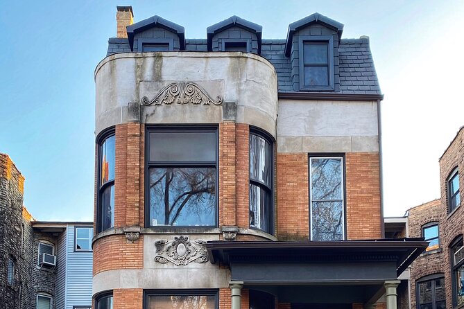 Historic Homes and Cottages of Wicker Park Walking Tour - Stop 1 in Wicker Park: 40+ cottages and 150 years of change