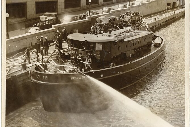 Historical Fireboat River Tour - Stop 1: Cruising the Chicago River Aboard Fred A Busse, Engine 41