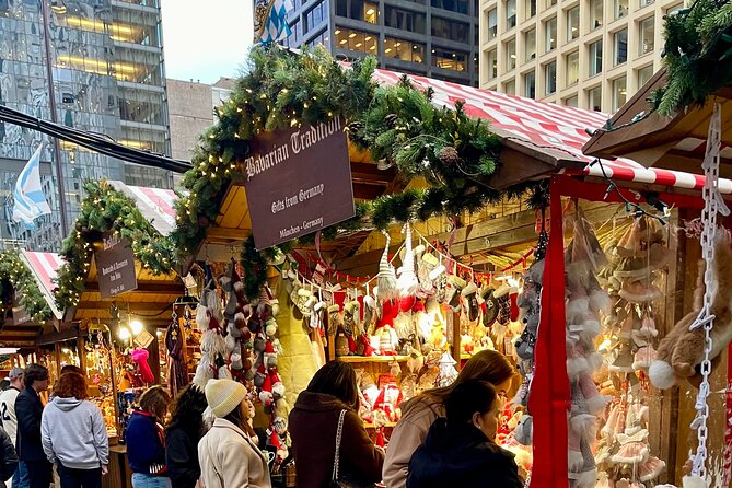 Holiday Walking Tour: Underground Chicago via the Pedway - Why the Pedway Walk Feels Like a Chicago Shortcut